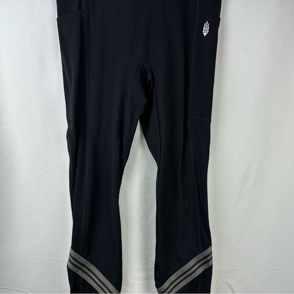 Free People Movement Black Leggings With Zipper Bottom. Size Small. - Picture 3 of 11